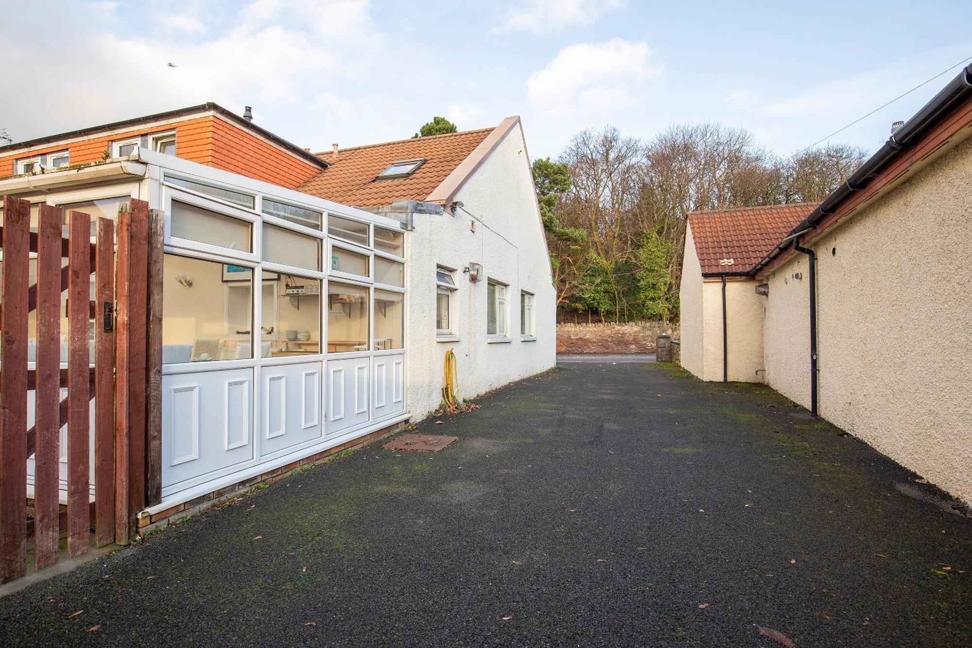 Arden Guest House, Craigmillar Castle Edinburgh — Photos 1
